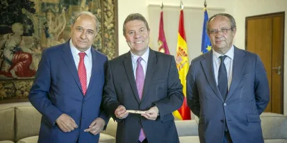 ENTREGA MEMORIA 2023 PRESIDENTE JCCM